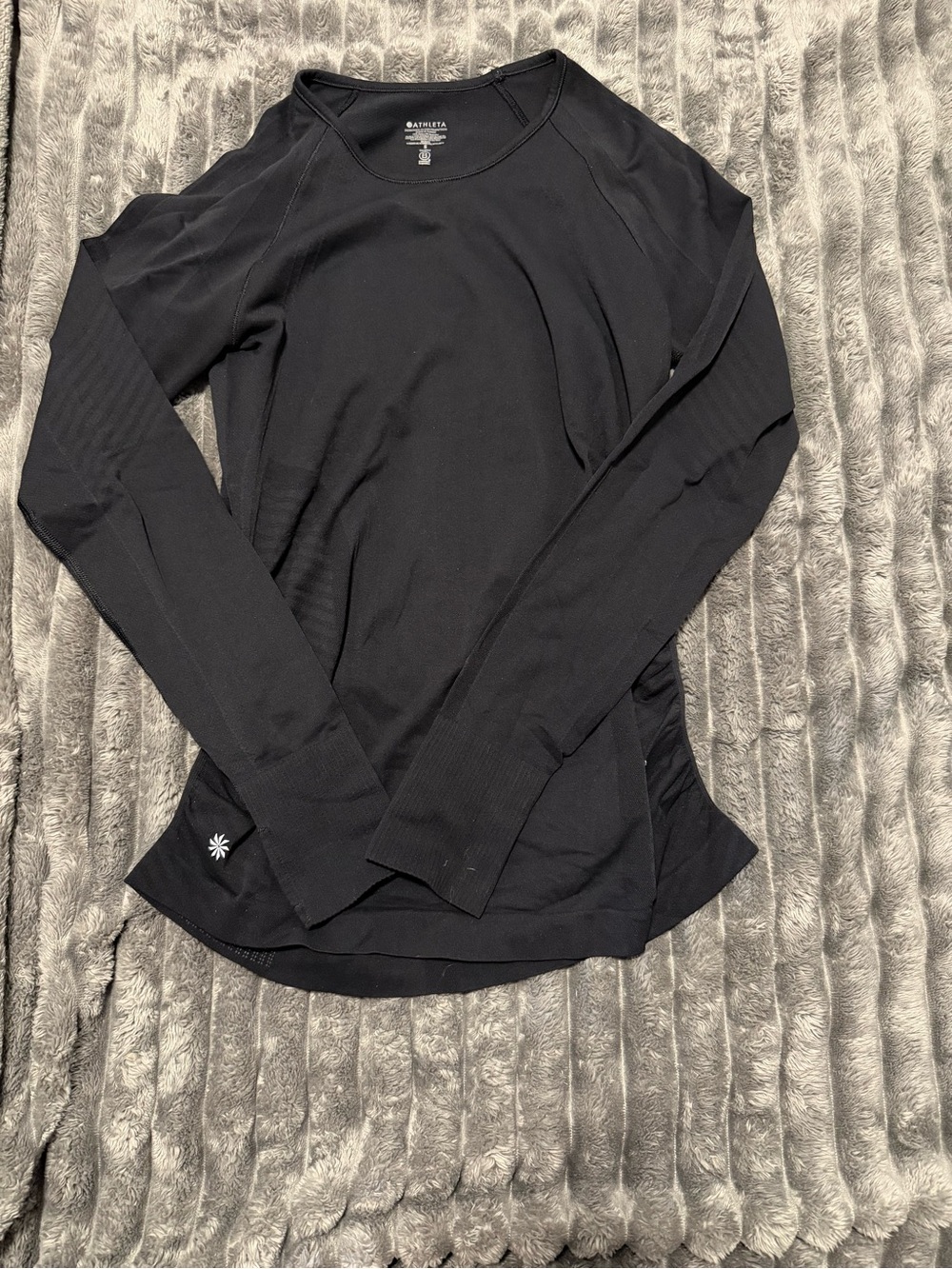 Athleta Black Long-Sleeve Crew Neck Performance Top